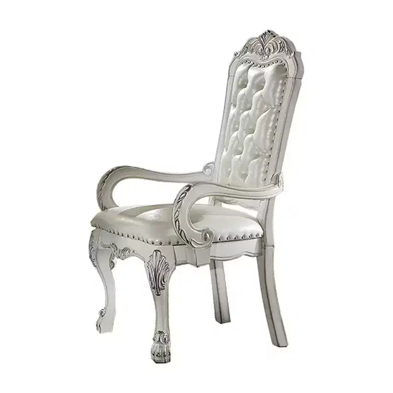 Fauteuil d'appoint en cuir synthétique, finition blanc cassé, capitonné, aucun assemblage requis, cadre en bois composite
