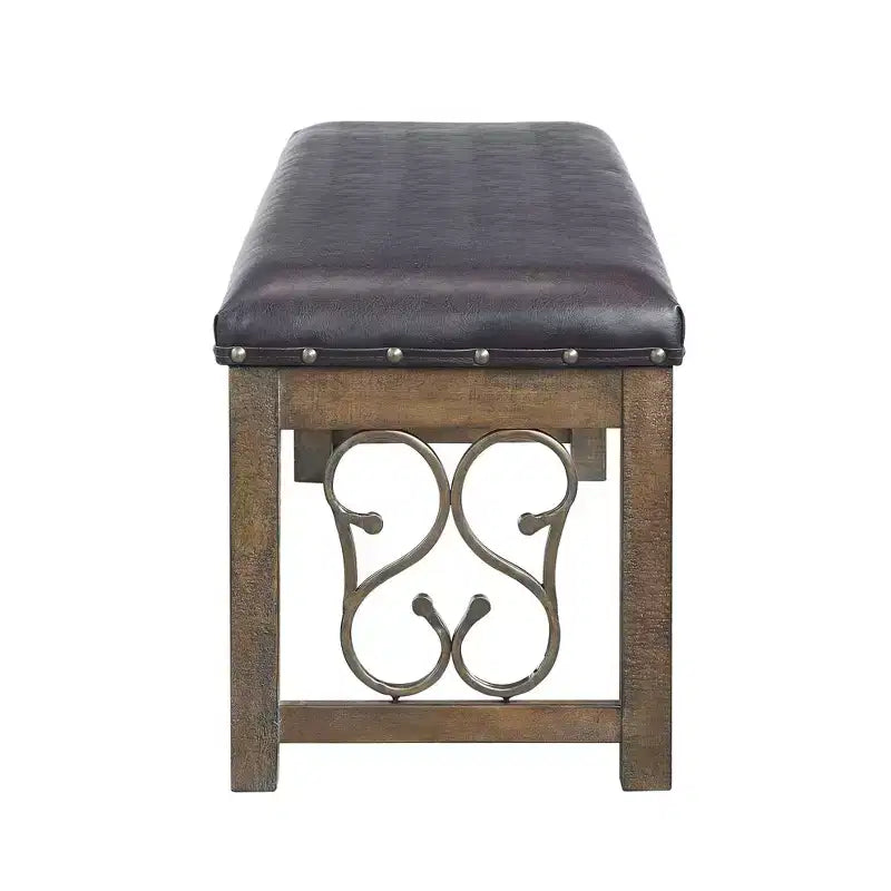 Poufs et bancs en similicuir noir et fini cerisier vieilli : clous décoratifs, pieds en métal
