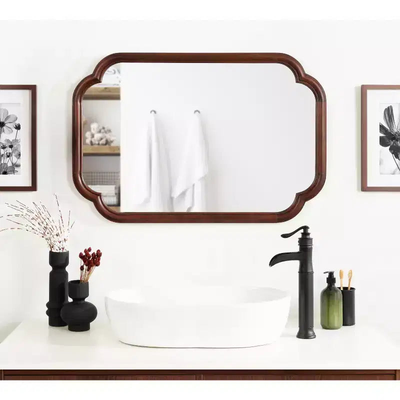 Miroir mural festonné