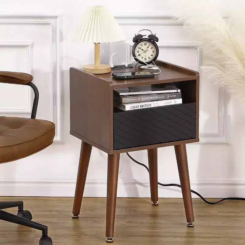 Table de chevet Mid-Century avec tiroirs, table d'appoint avec station de charge