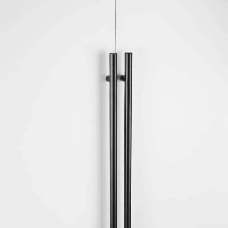 Armoire à 2 portes et 2 tiroirs